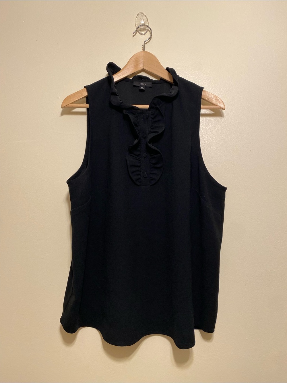 J. Crew Black Sleeveless Ruffle-Front Camisole. Size XL. Style AW938
